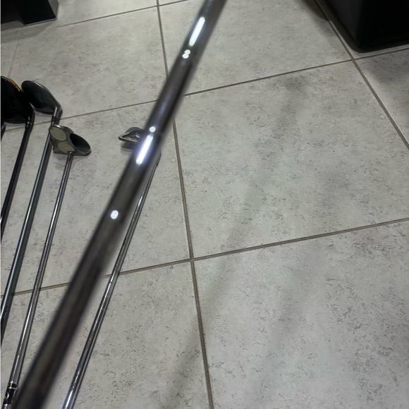 Ping S59 Iron 6 In right  Handed 
Steel shaft / black dot 
Used great - Picture 7 of 9